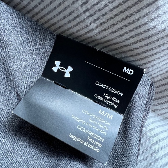 Grey Under Armour Compression High-Rise Ankle Leggings - Picture 3 of 5